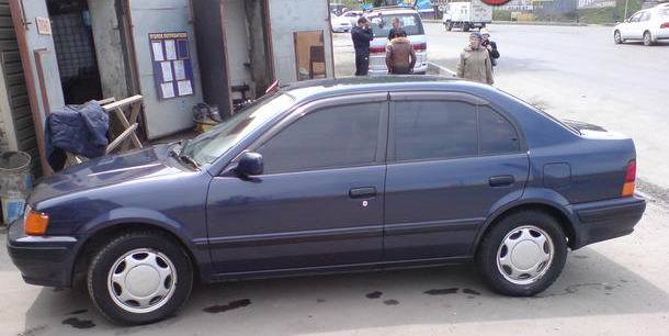 Toyota () Tercel V (L50):  