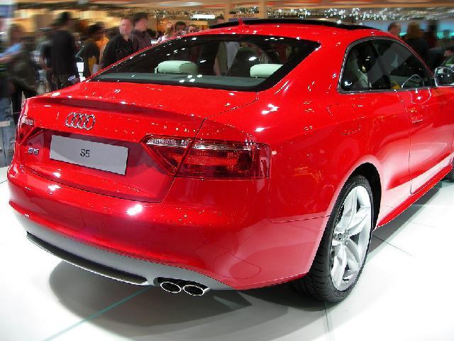 Audi () A5 I Coupe (8T3):  