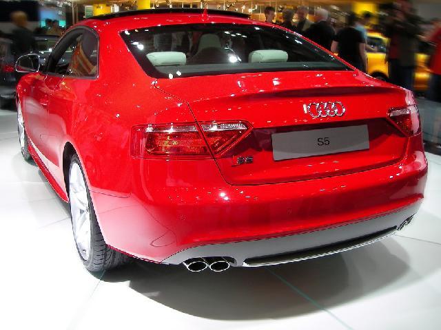 Audi () A5 I Coupe (8T3):  