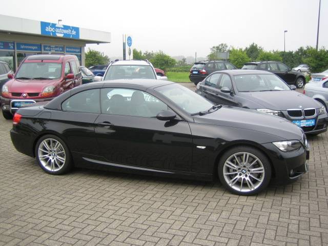 BMW () 3-Series (E93 Cabrio):  