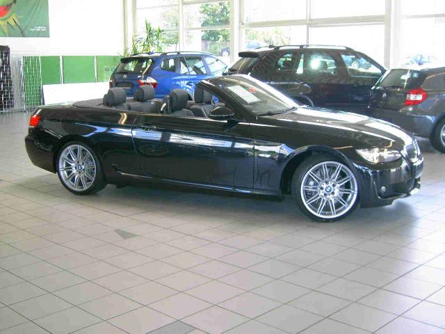 BMW () 3-Series (E93 Cabrio):  