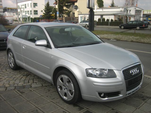 Audi () A3 II (8P1), S3:  