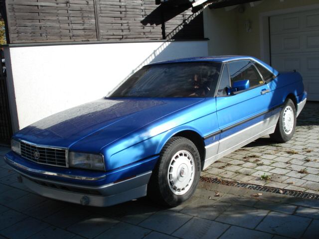 Cadillac () Allante:  