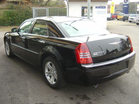 Chrysler () 300C Sedan:  