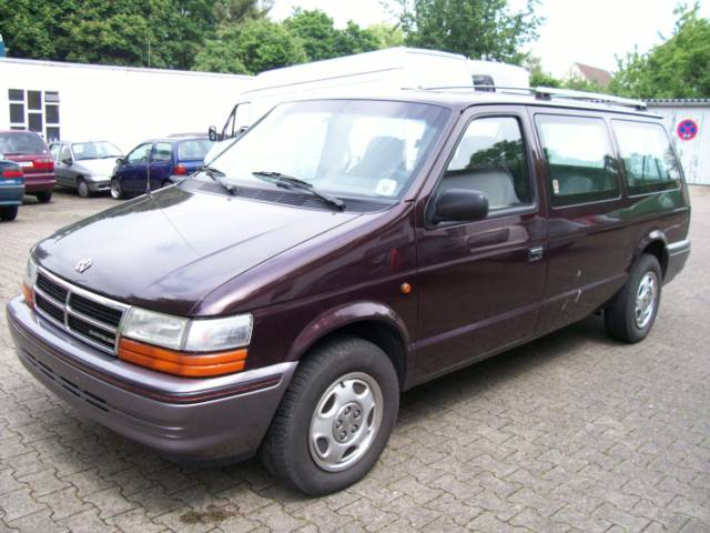 Chrysler () Grand Voyager II:  