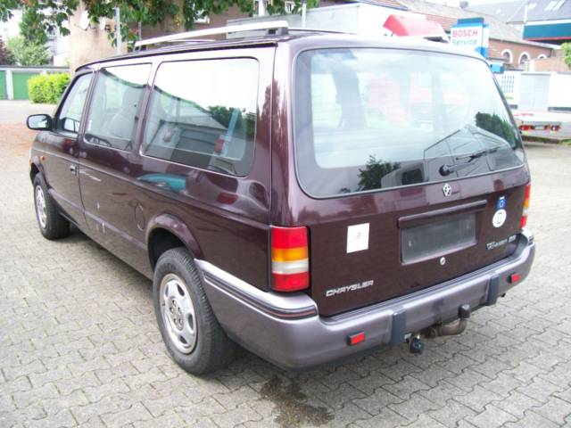 Chrysler () Grand Voyager II:  