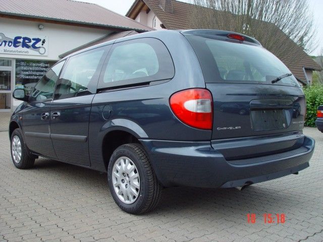 Chrysler () Grand Voyager IV:  