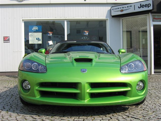 Chrysler () Viper SRT 10 Cabrio:  