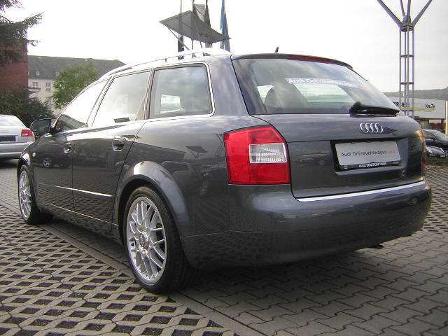 Audi () A4 II Avant (8E5, B6), S4:  
