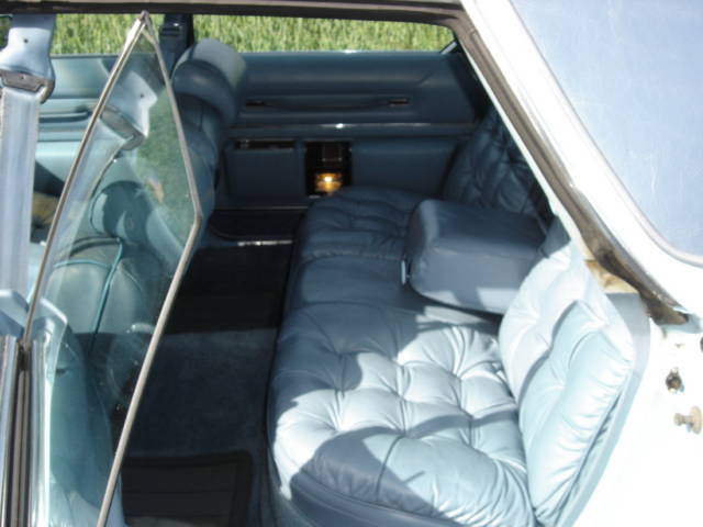 Chrysler () New Yorker, 1977:  