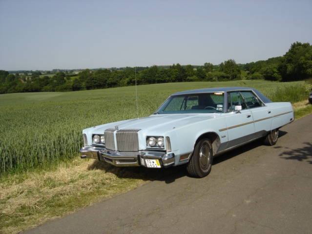 Chrysler () New Yorker, 1977:  