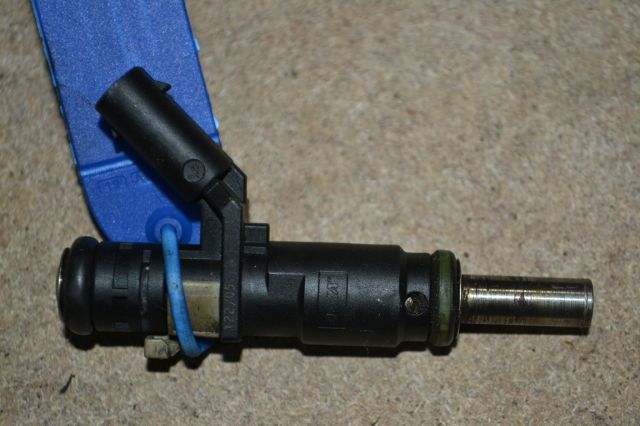 Форсунки. Что такое форсунки в автомобиле. Насос форсунка caterpillar c18. Распылители kia optima g4na. Форсунка портер 2 евро 4.