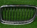 Решетка радиатора BMW 320i E90 LCI , левая фотография №1